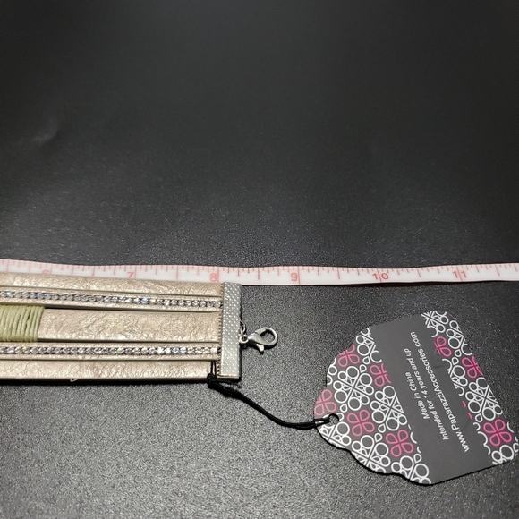 3/$15 New paparazzi it takes heart brown urban heart bracelet - Picture 7 of 8